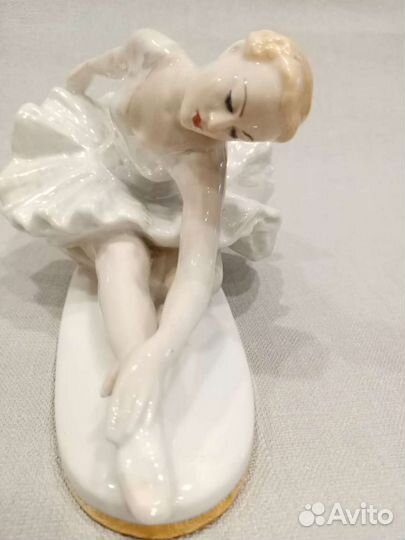 Статуэтка Балерина, фарфор лзфи автор Сычев