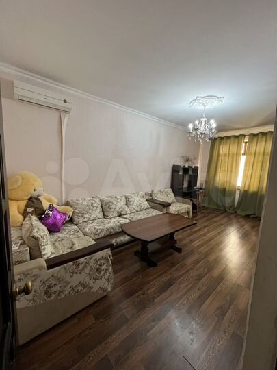 2-к. квартира, 67 м², 2/3 эт.