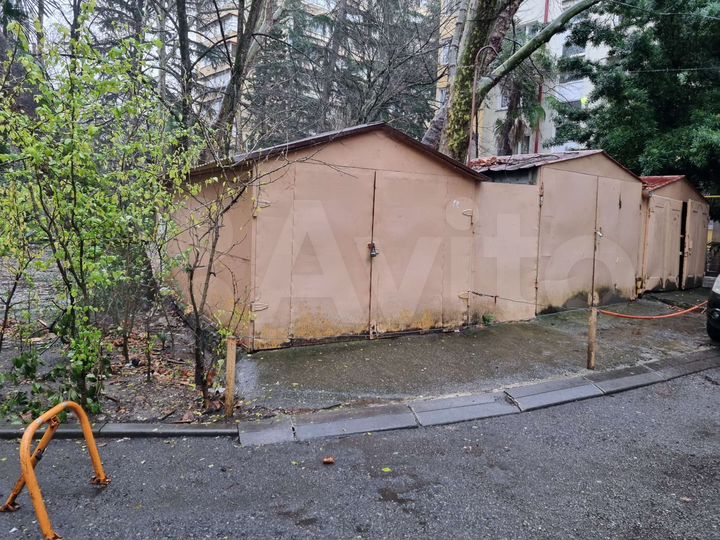 Гараж, 18 м²