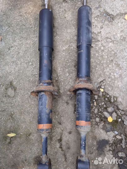 Амортизаторы на Prado