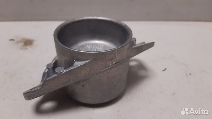 Опора амортизатора заднего Volkswagen Golf 4/Bora