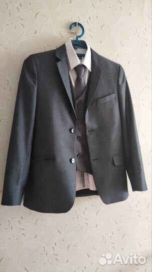 Школьный костюм рост 146 серый