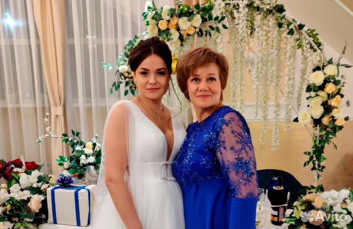 Ведущая-Тамада-Звукооператор-Видеограф