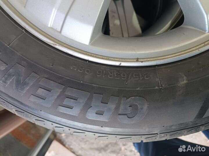 Green Diamond Icelander 215/65 R16