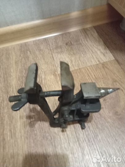 Тиски слесарные СССР