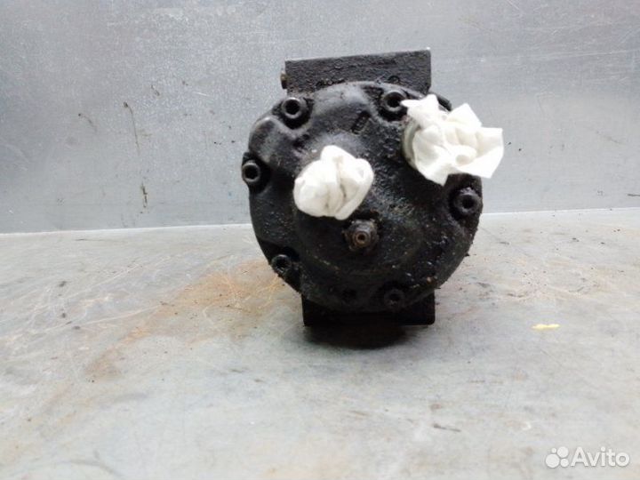 Компрессор системы кондиционирования Volkswagen