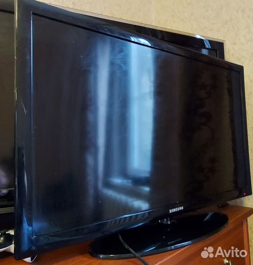 Телевизор бу 32