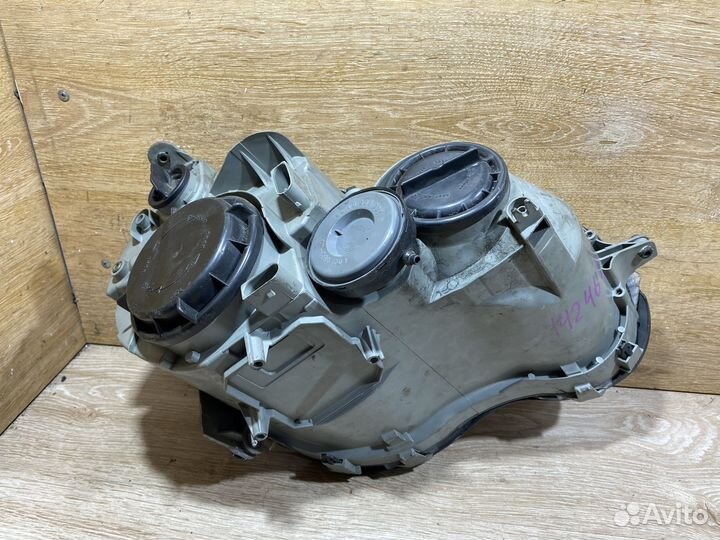 Фара передняя левая Mercedes W203 рест 142460