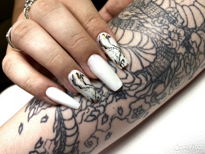 Мастер маникюра и педикюра