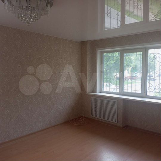 1-к. квартира, 30 м², 1/5 эт.