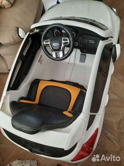 Детский электромобиль новый