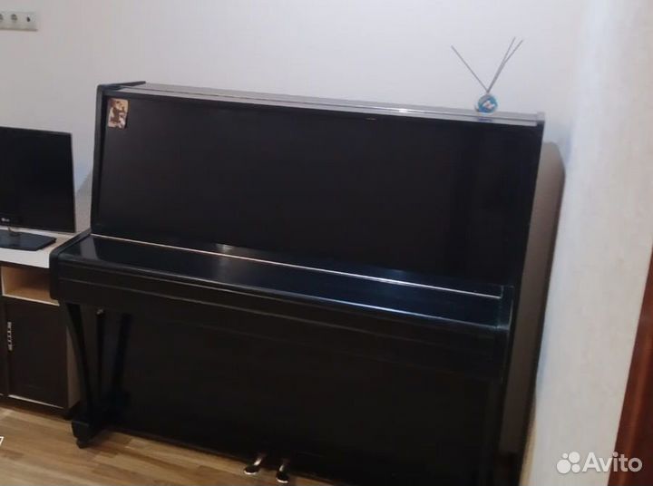 Продается пианино