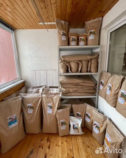 Сухой корм для собак, щенков и кошек 