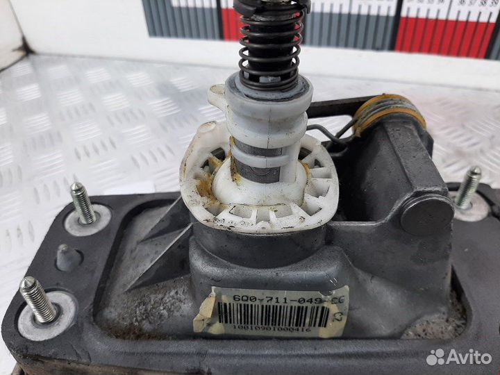 Кулиса кпп для Skoda Fabia 2 (5J) 1J0711112E