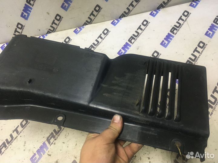 Обшивка багажника левая Шевроле Ланос седан