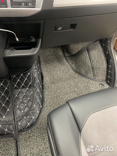 3Д коврики в салон VolkswagenMultivan (California)