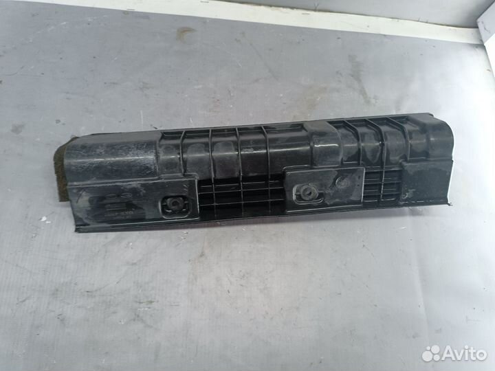 Дефлектор радиатора Hyundai Solaris