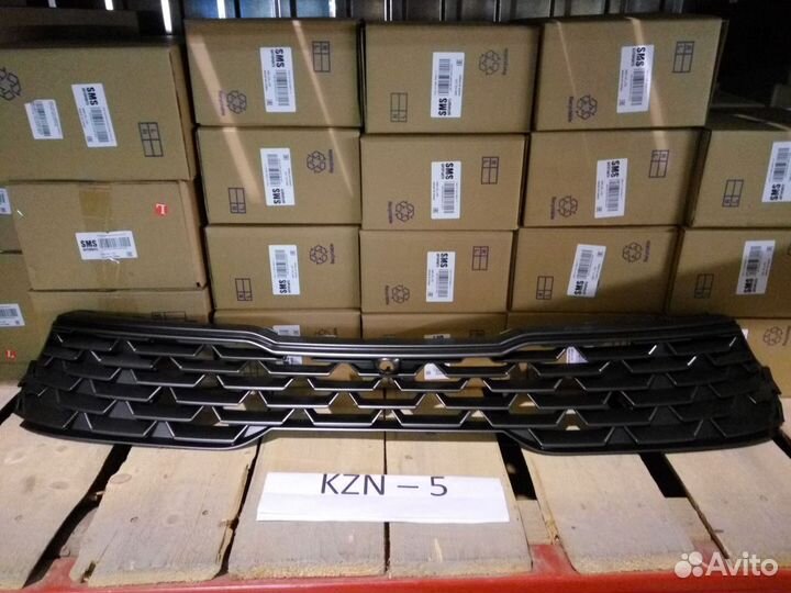 Решетка в капот Киа К5