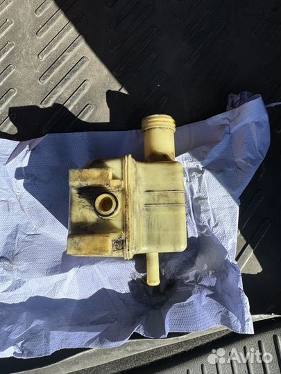 Мазда сх7 бачок гур оригинал б/у