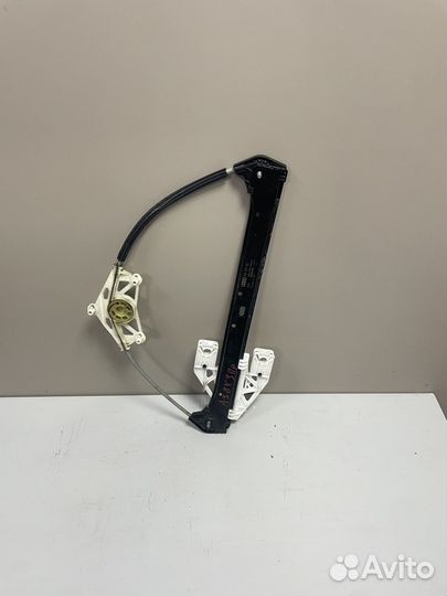 Стеклоподъемник задний правый Audi A3 8V