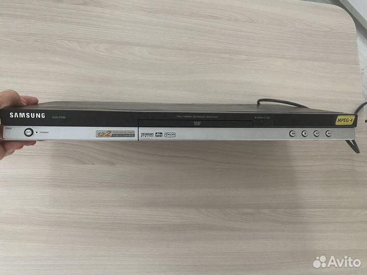 Dvd плеер samsung dvd-p560