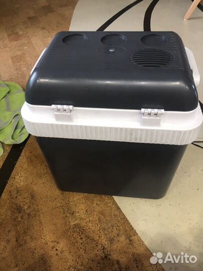 Автомобильный холодильнико mystery МТС -24 л