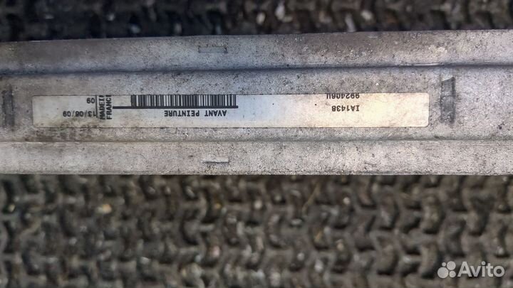 Радиатор интеркулера Ford Galaxy, 2009