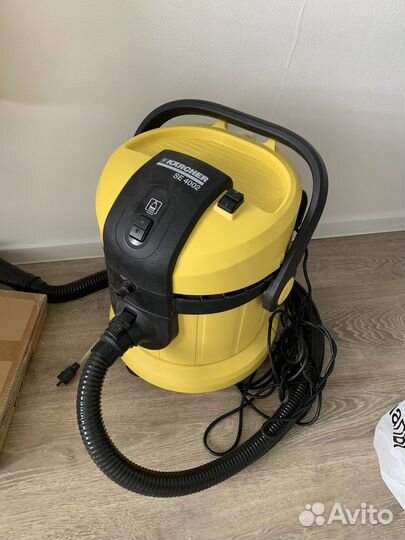 Моющий пылесос Karcher SE 4002 1.081-140