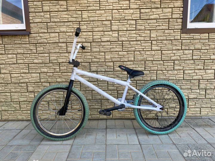 Трюковой велосипед bmx