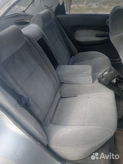 Mazda familia разбор