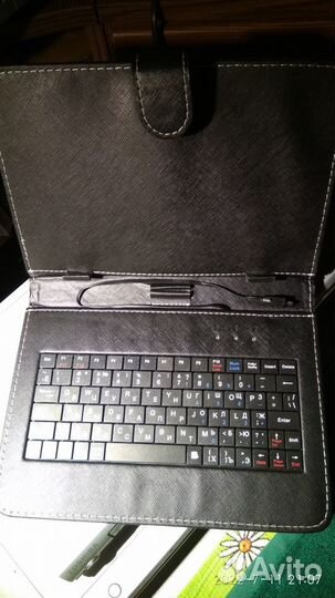 Внешняя (выносная) клавиатура планшета смартфона