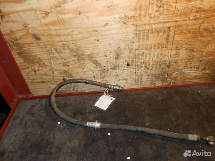 Тормозной шланг Nissan C11/E11/K12 F R б/у