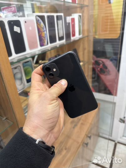 iPhone 11, 128 ГБ