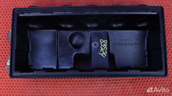 Крышка клапанов SsangYong Musso FJ OM 662 66209430