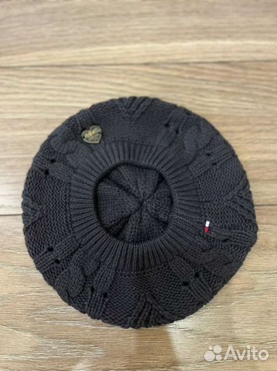 Tommy hilfiger берет на девочку