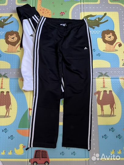 Спортивный костюм adidas