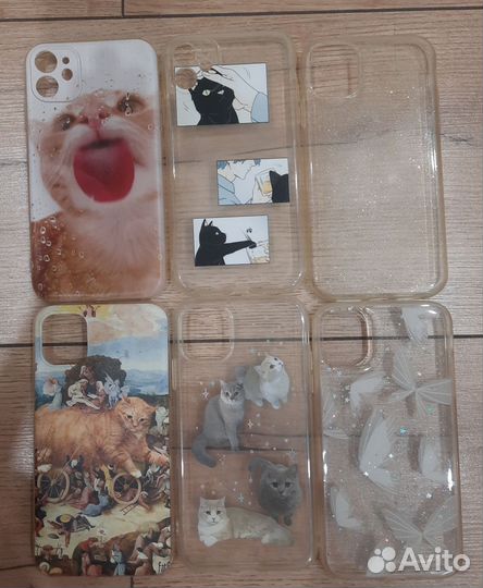 Чехлы на iPhone 11