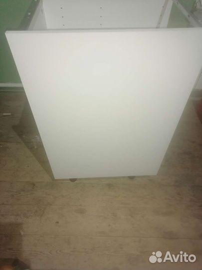 Кухонный шкаф