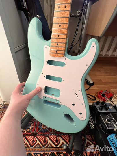 Fender stratocaster, гриф и дека