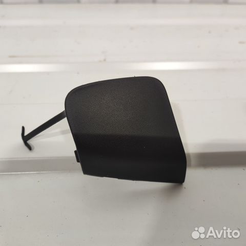 Заглушка переднего бампера Sandero Stepway 14 -18г