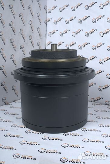 Редуктор хода Hyundai R210-R220 39Q6-42100