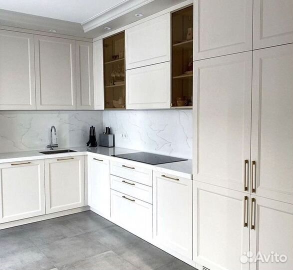 Кухня новая