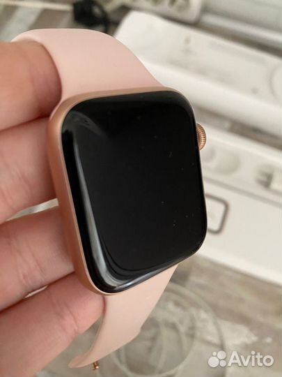 Часы Apple Watch 4 44