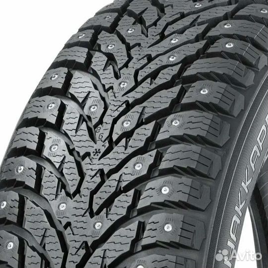 Nokian Tyres Hakkapeliitta 9 SUV 285/40 R22 110T