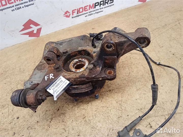 Поворотный кулак передний правый Hyundai Santa Fe