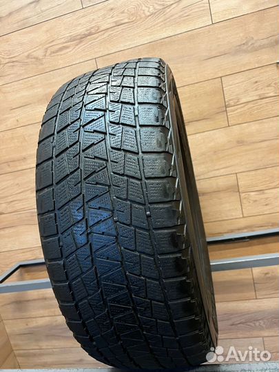 Bridgestone Blizzak DM-V1 265/60 R18 R