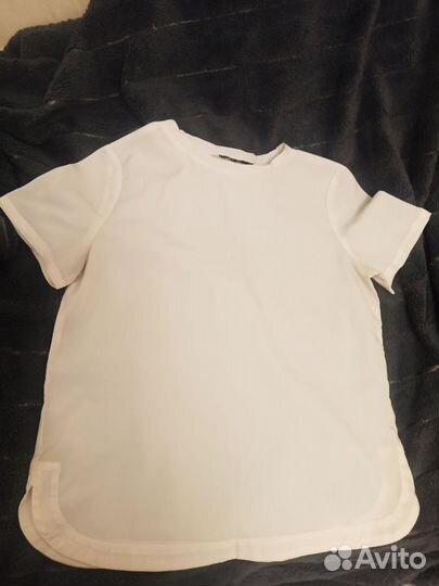 Блузка белая