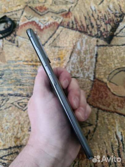 Samsung Galaxy S20, 8/128 ГБ