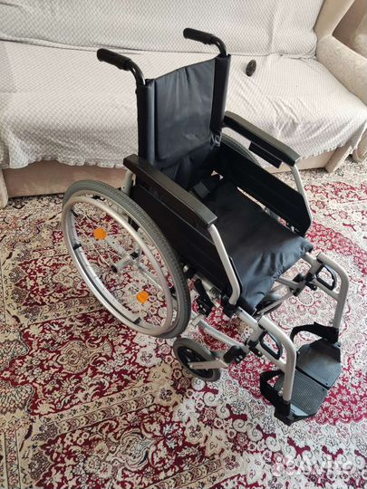 Инвалидная коляска