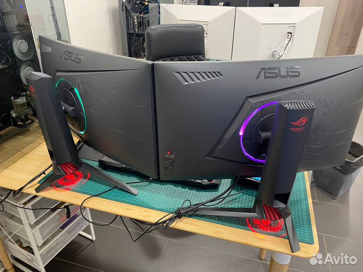 Монитор Asus XG27VQ